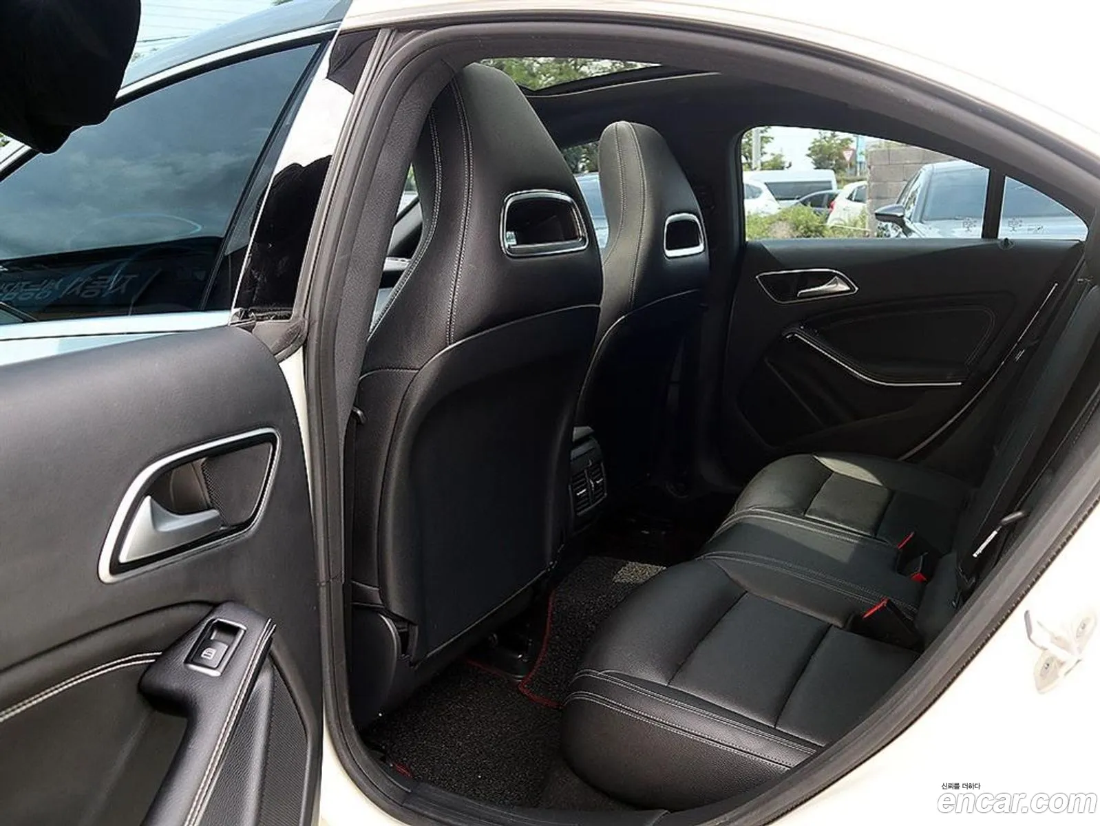 Mercedes-Benz CLA-Class C117 2017 — 18