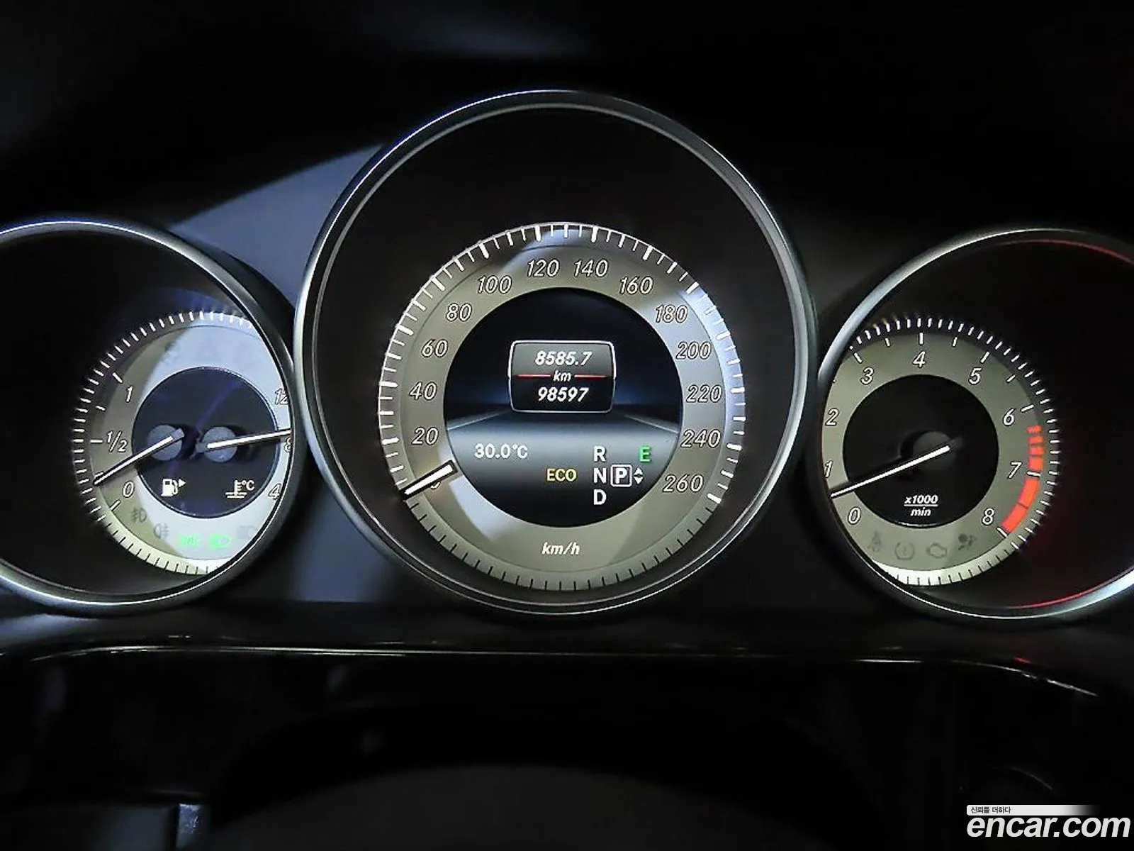 Mercedes-Benz E-Class W212 2013 — 7