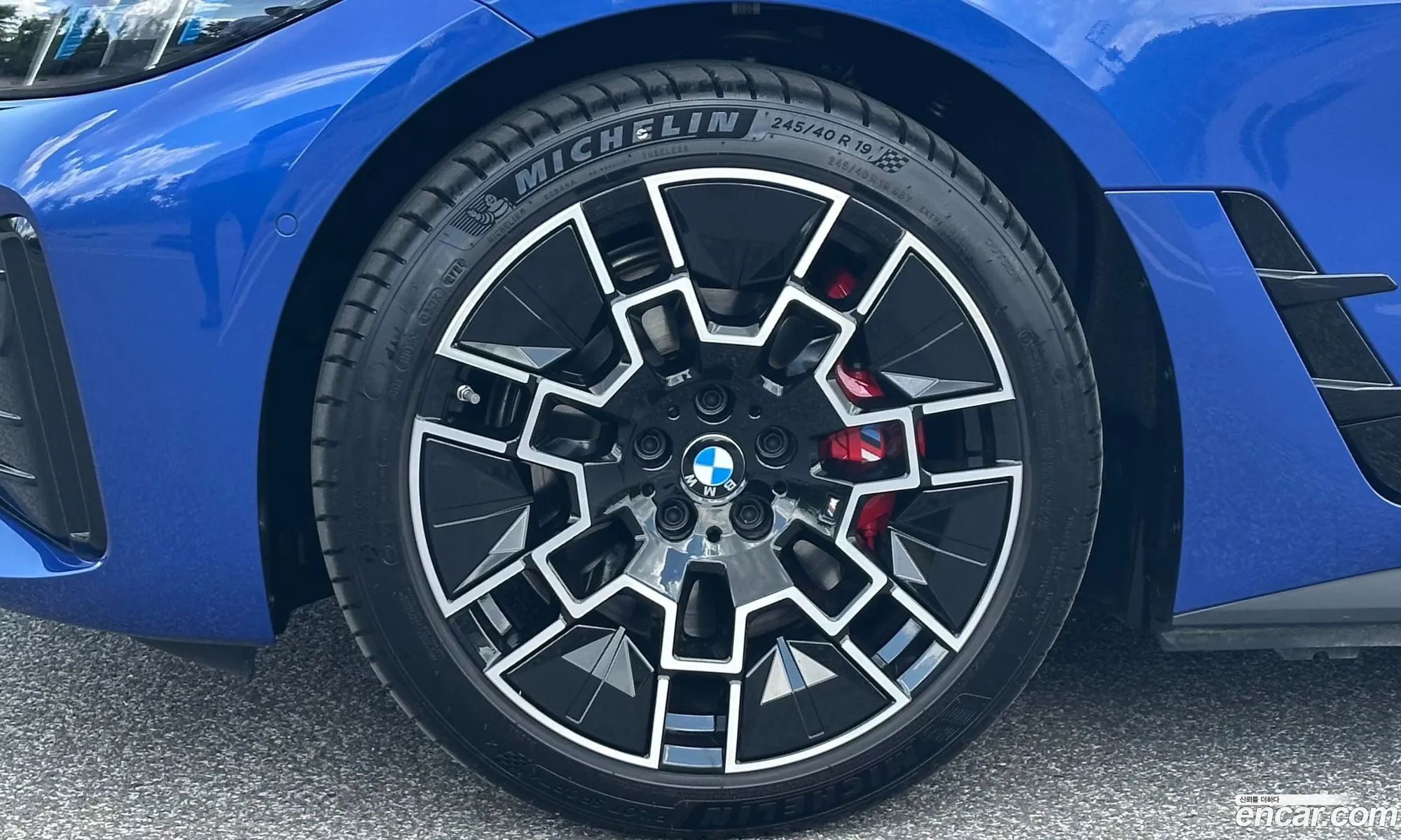 BMW i4 2025 — 12