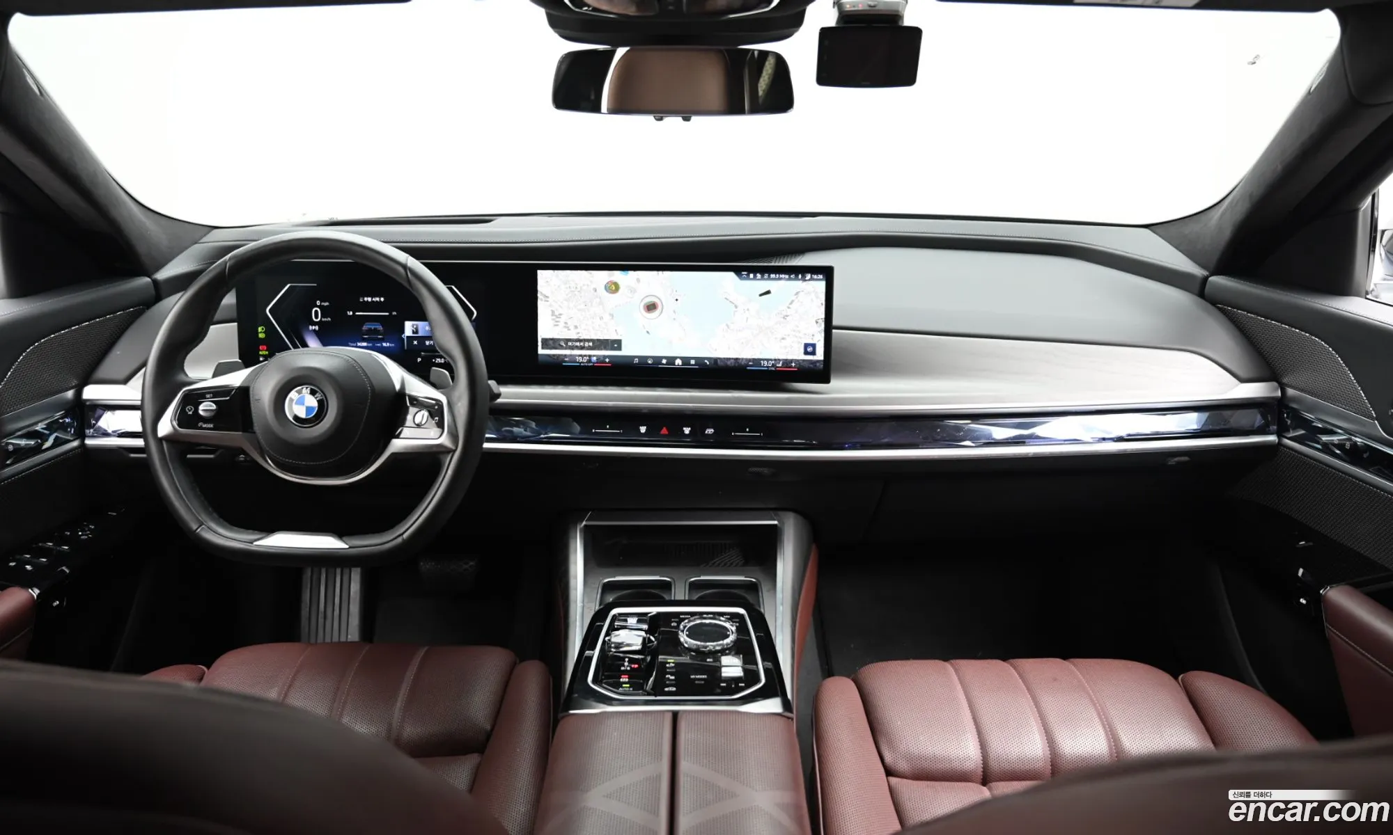 BMW 7 Series 2023 — 8