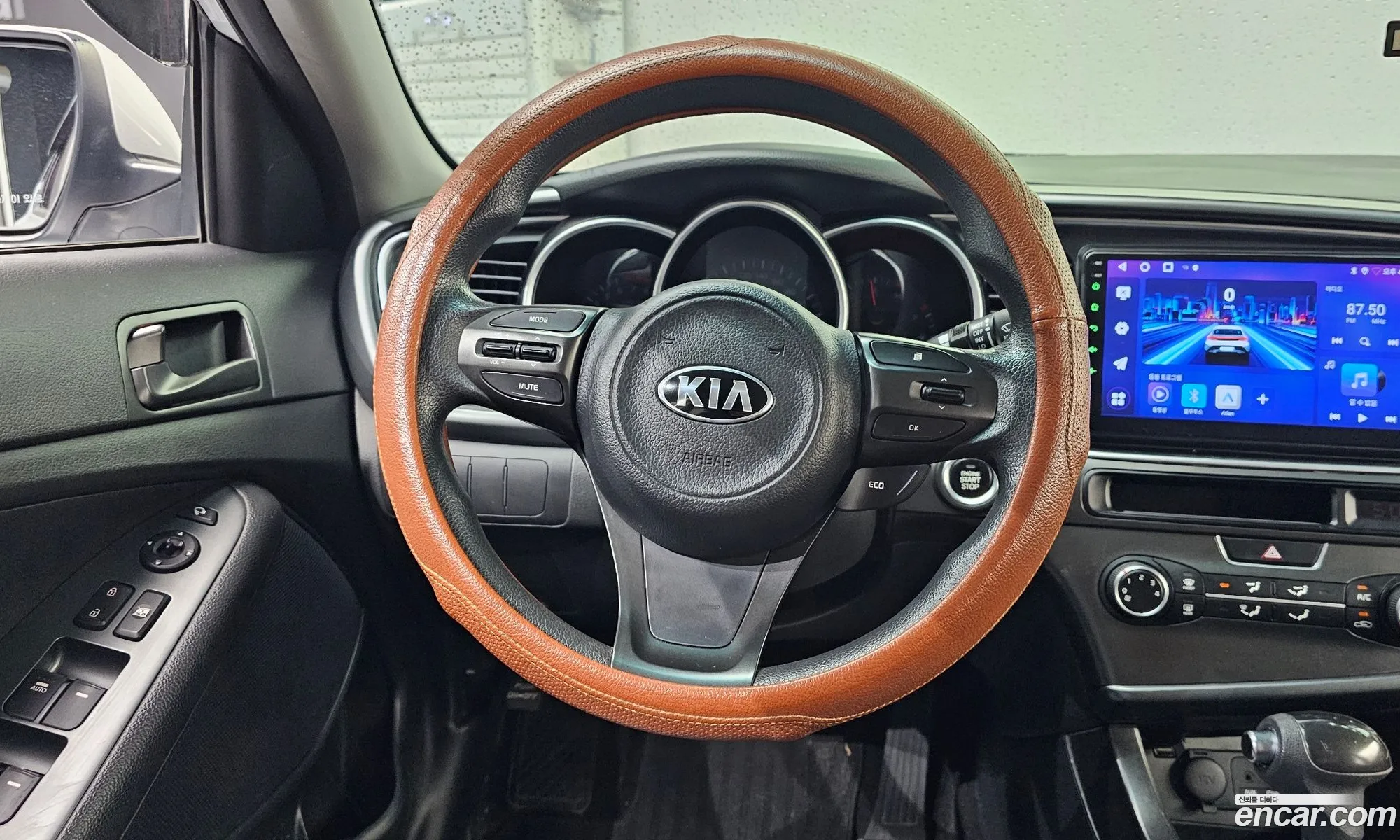 Kia K5 2014 KNAGN418BFA568066 — 9