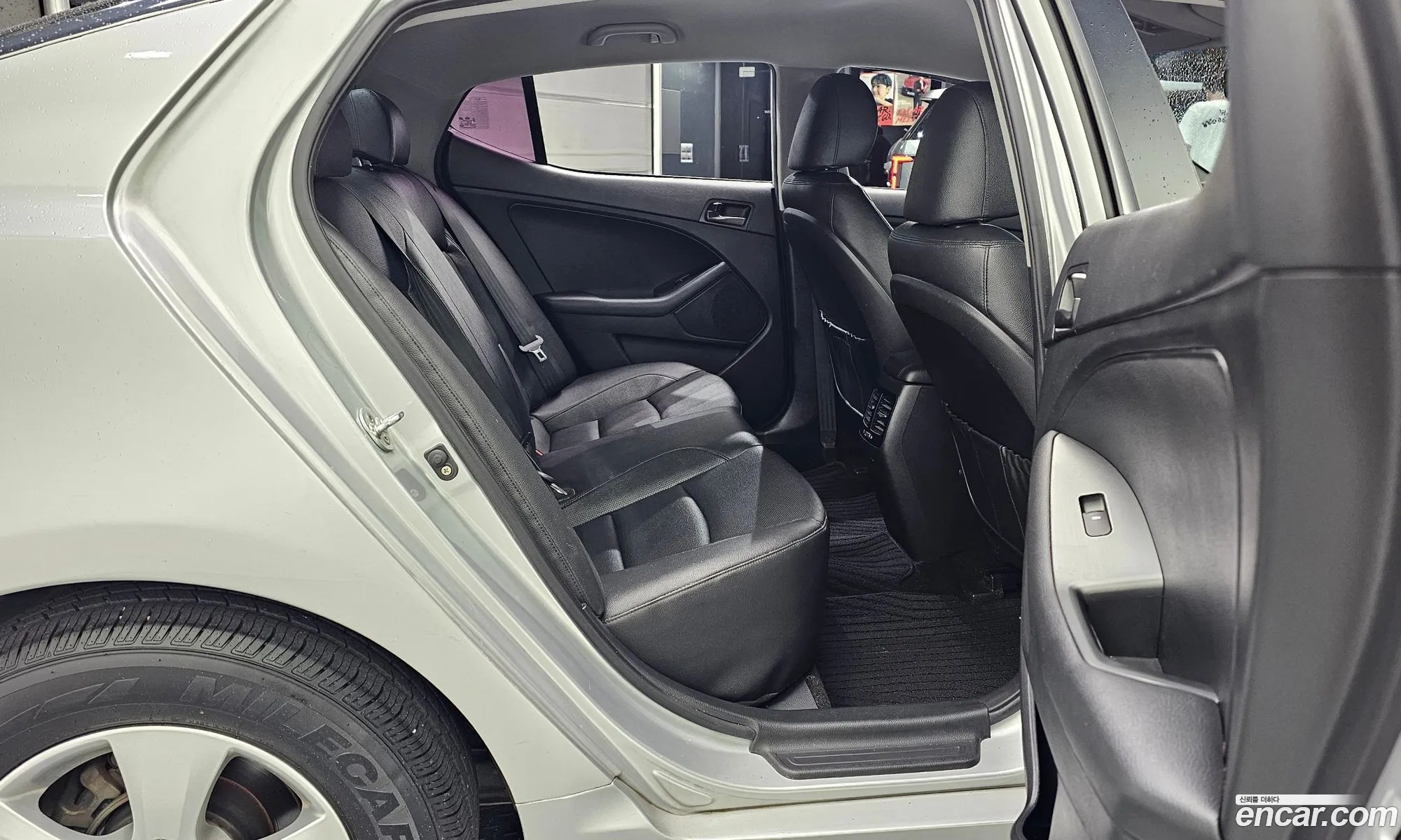 Kia K5 2014 KNAGN418BFA568066 — 2