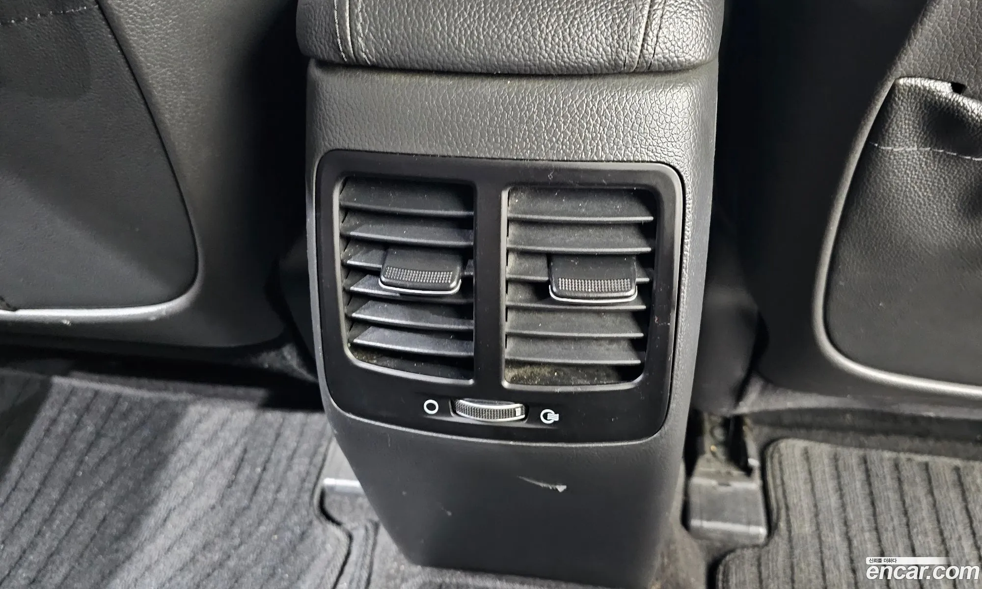 Kia K5 2014 KNAGN418BFA568066 — 25