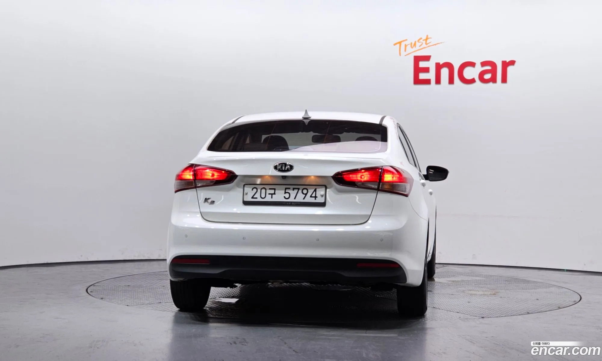 Kia K3 2016 — 2
