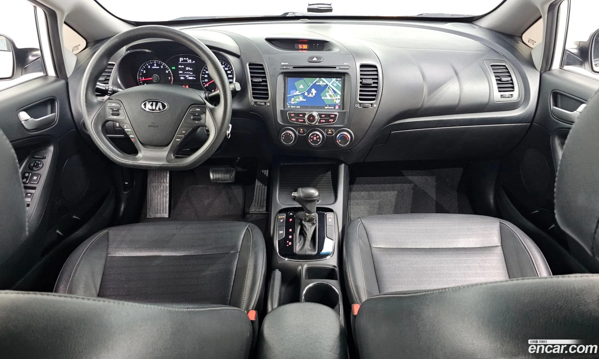 Kia K3 2016 — 3