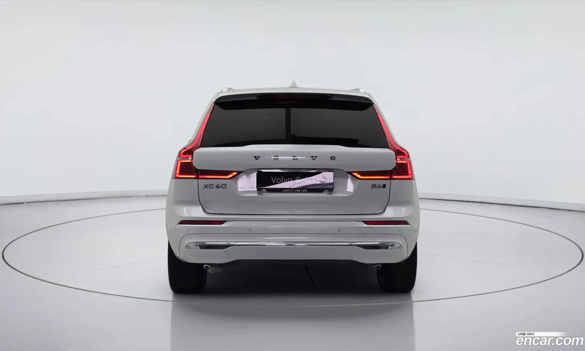 Volvo XC60 2024 — 3