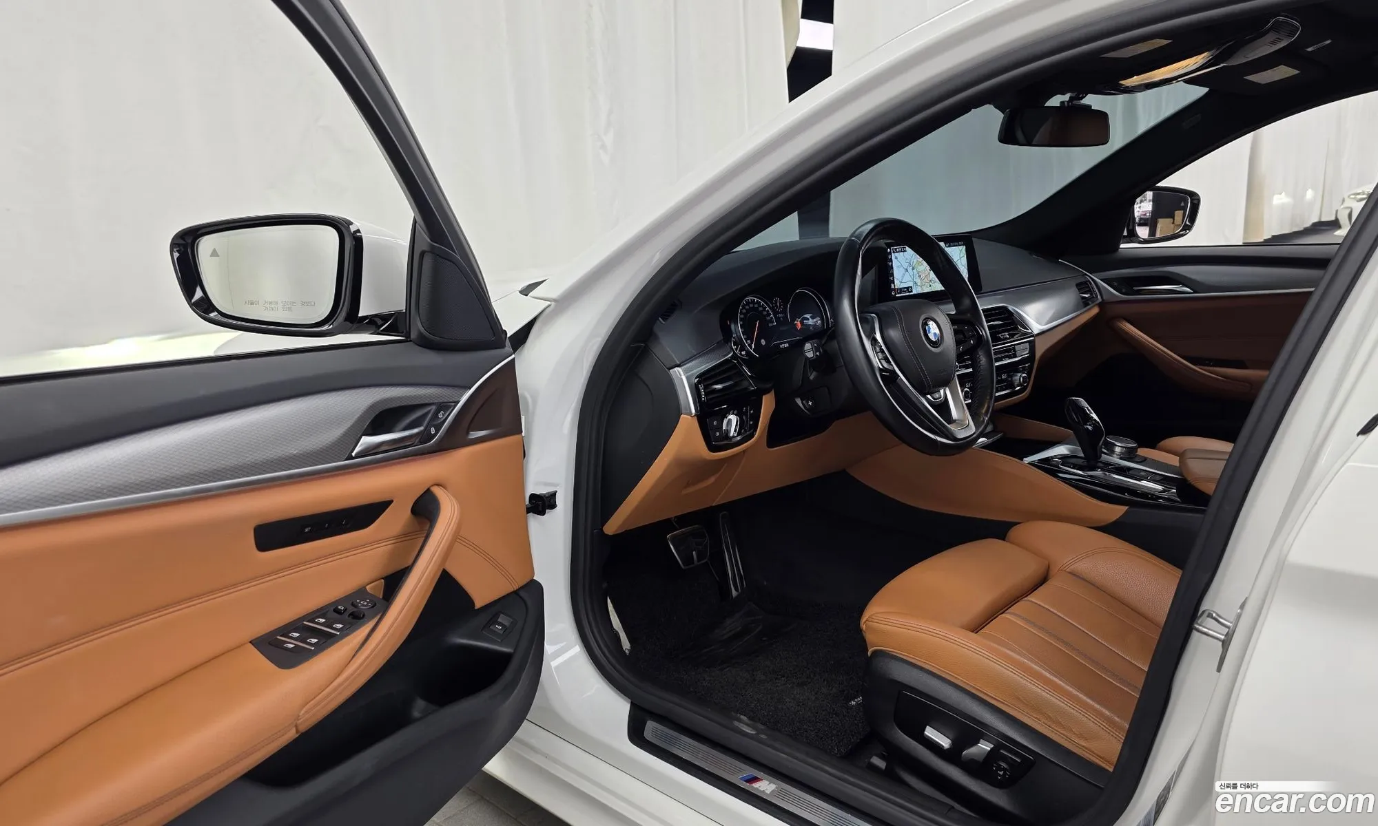 BMW 5 Series 2017 — 11