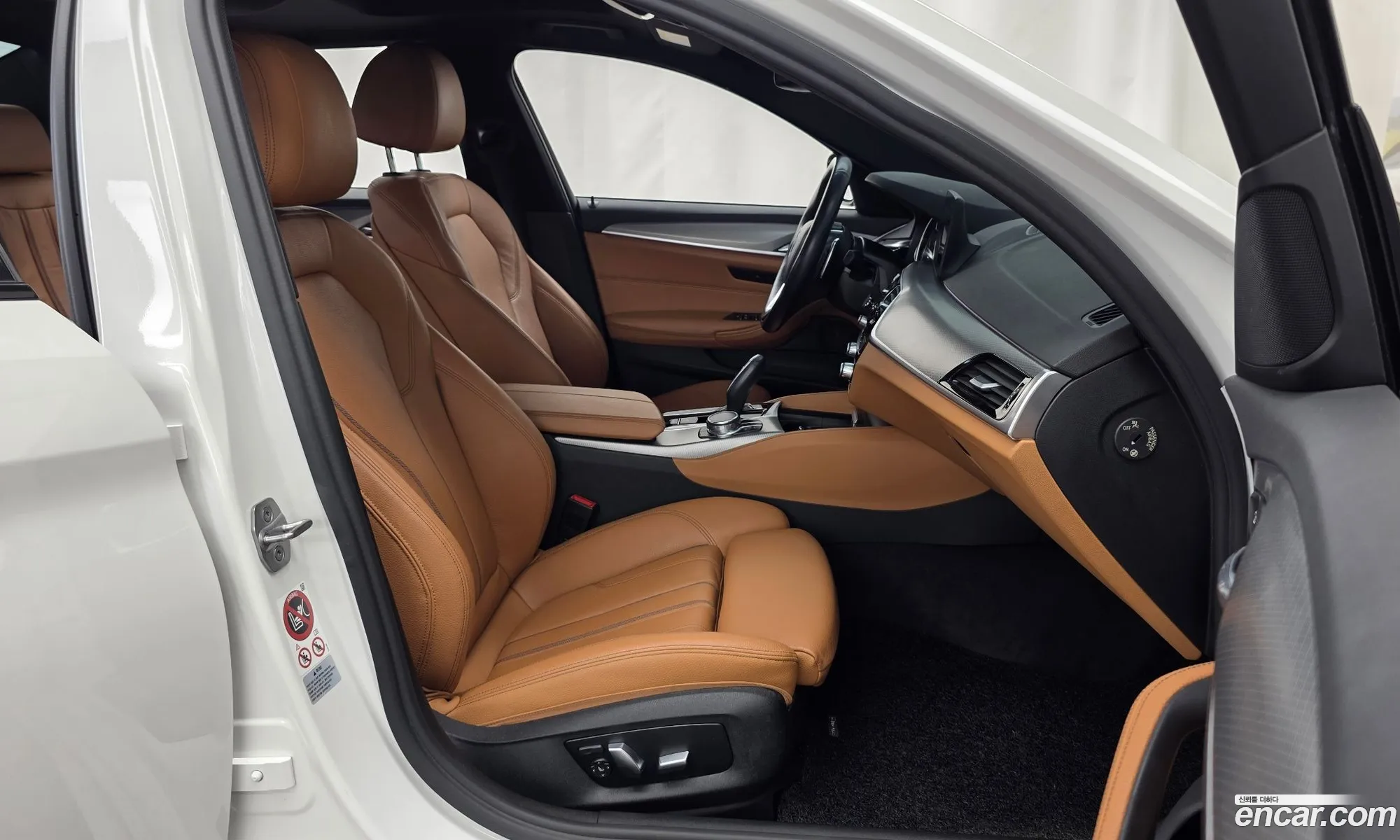 BMW 5 Series 2017 — 14