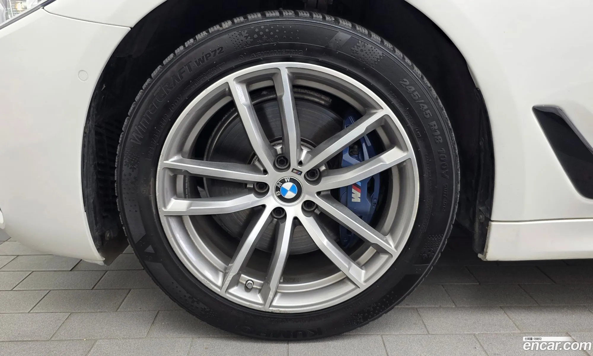 BMW 5 Series 2017 — 17