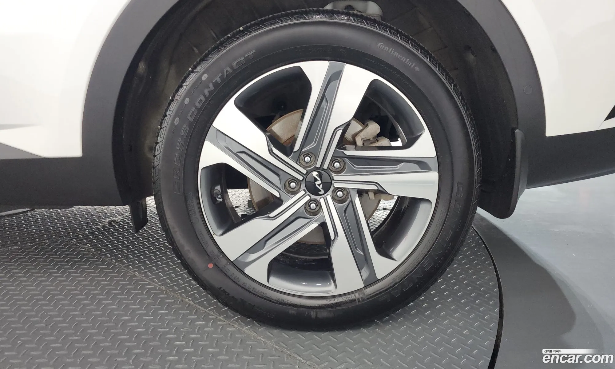 Kia Sorento 2023 — 5