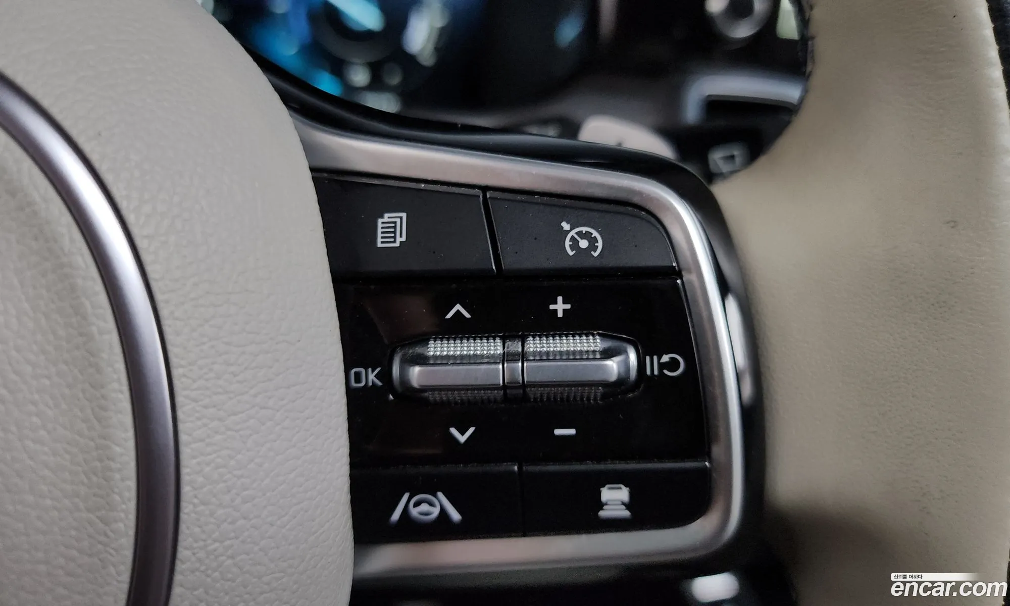 Kia Sorento 2023 — 9