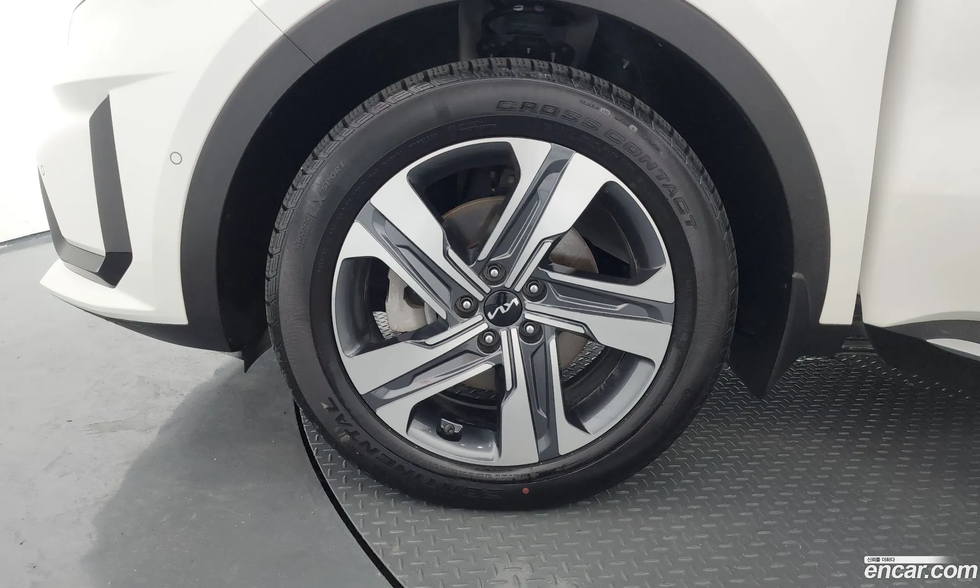 Kia Sorento 2023 — 12