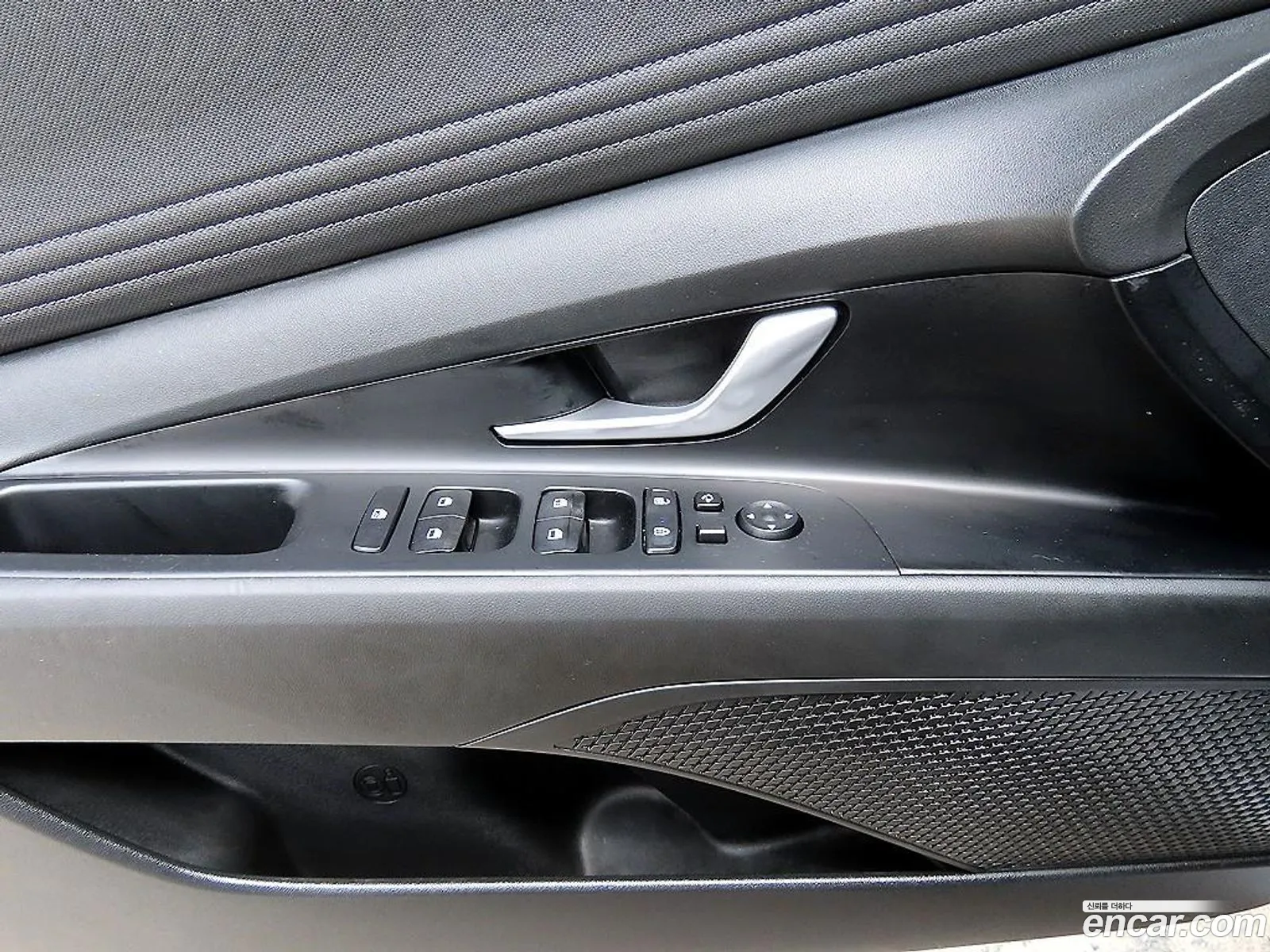 Hyundai Elantra 2021 — 2