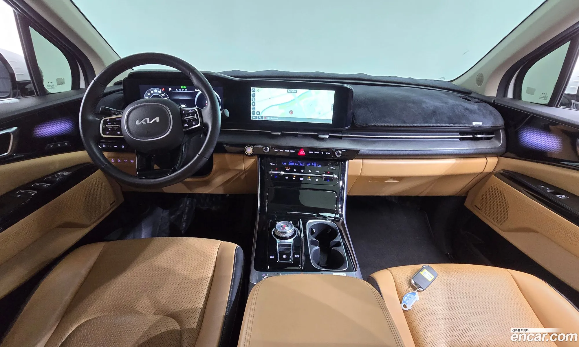 Kia Carnival 2023 KNANE81BBPS300799 — 4