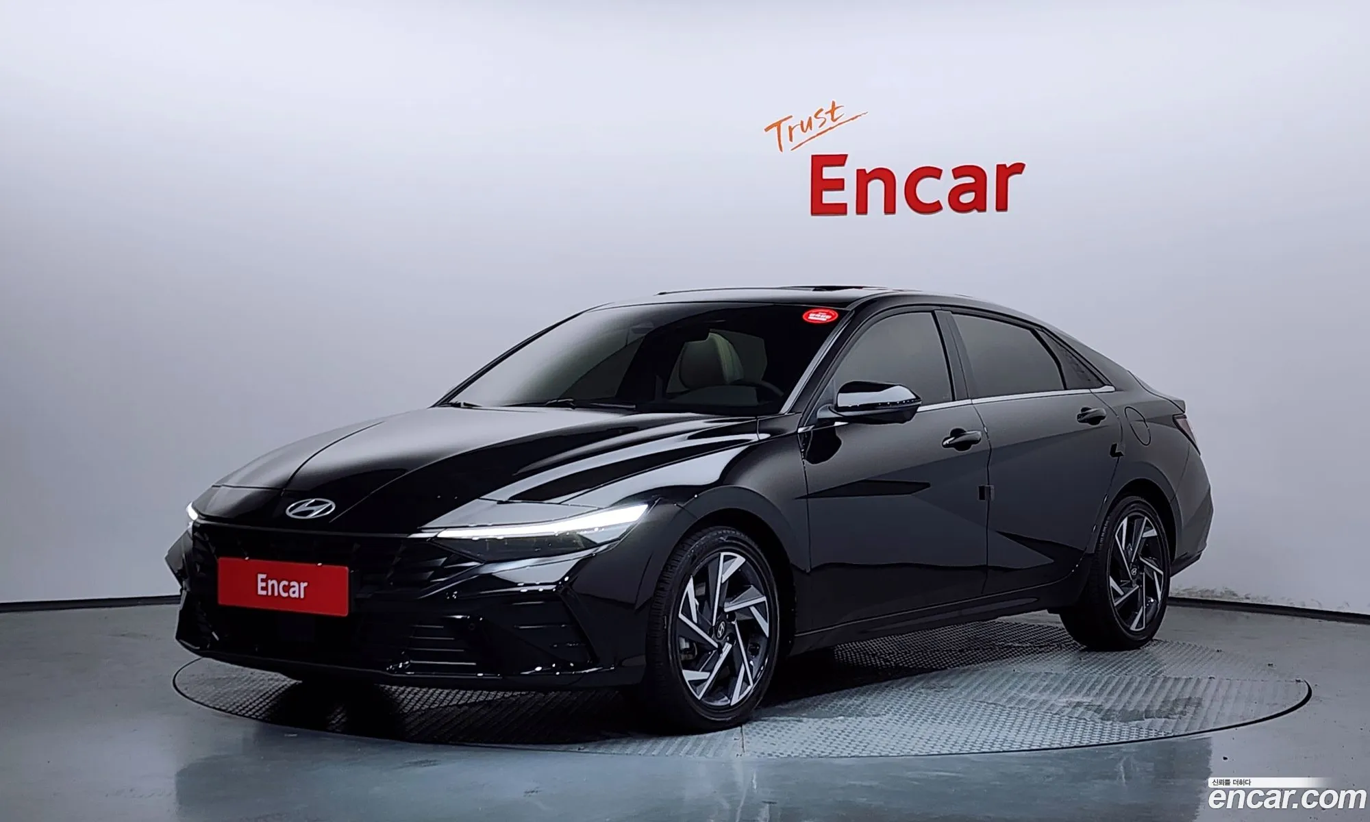 Hyundai Elantra Hybrid 2024 — 3