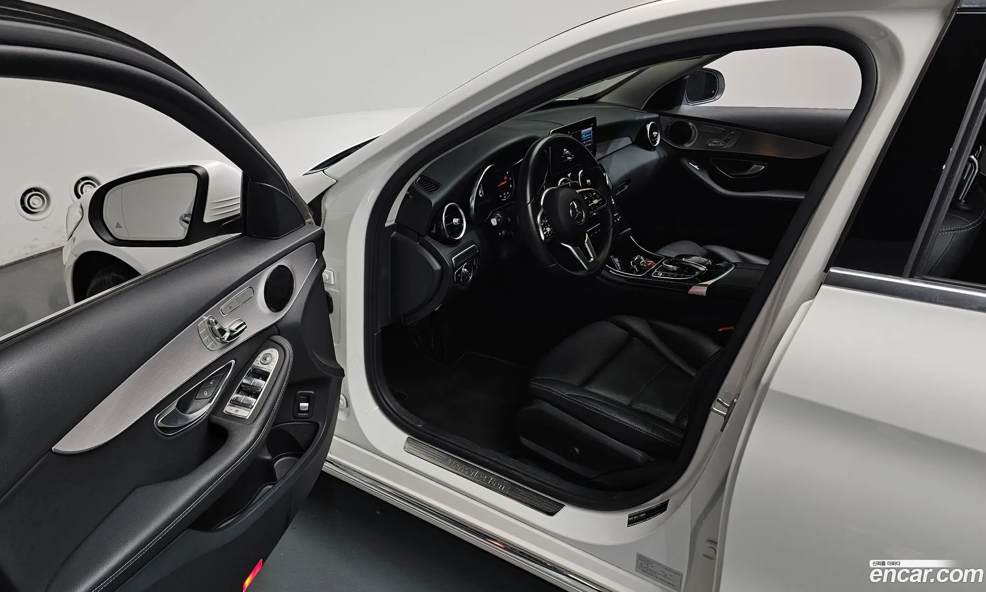 Mercedes-Benz C-Class W205 2020 — 2