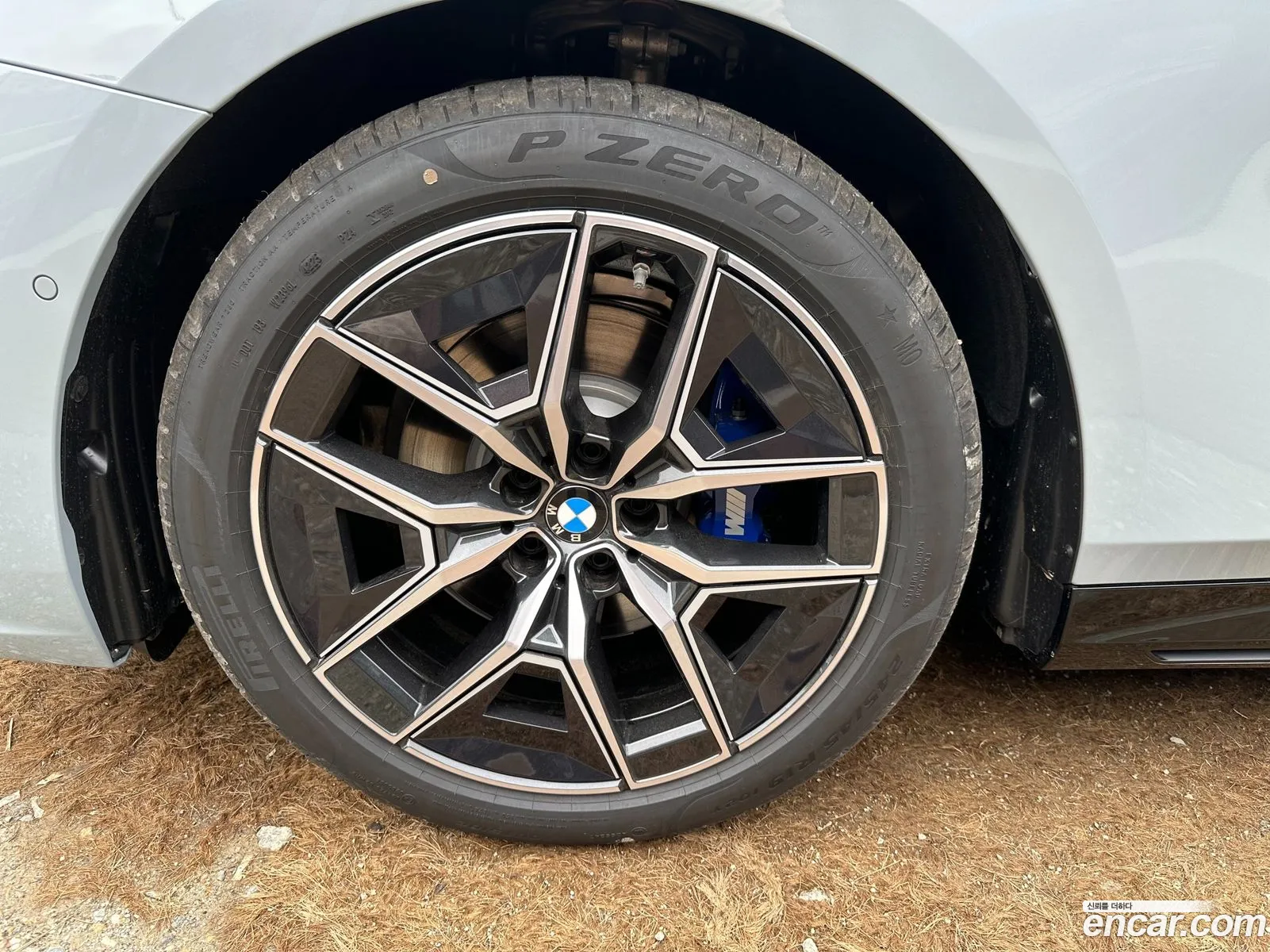BMW 5 Series 2026 — 14