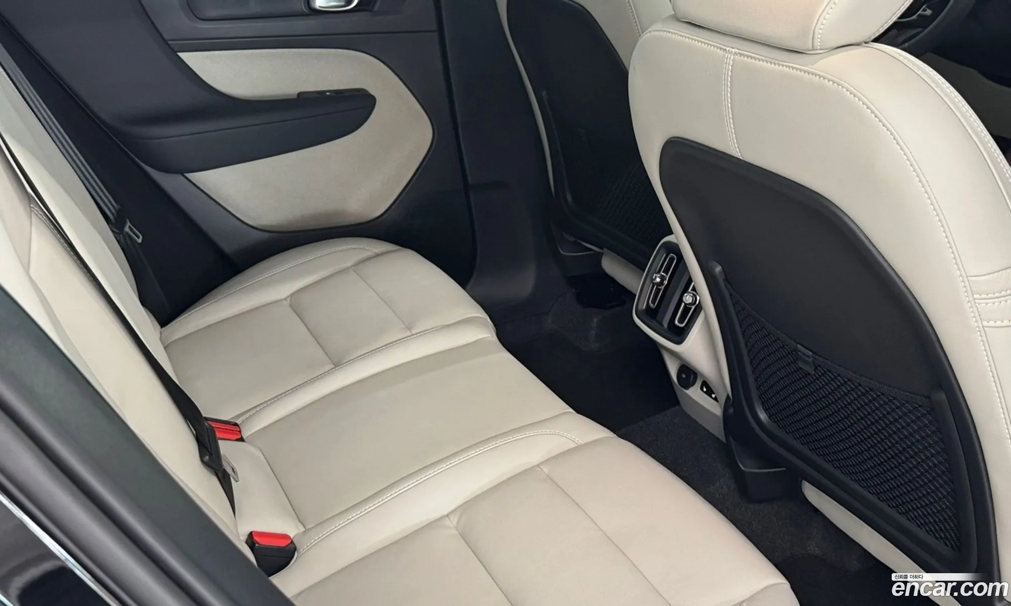 Volvo XC40 2026 — 20