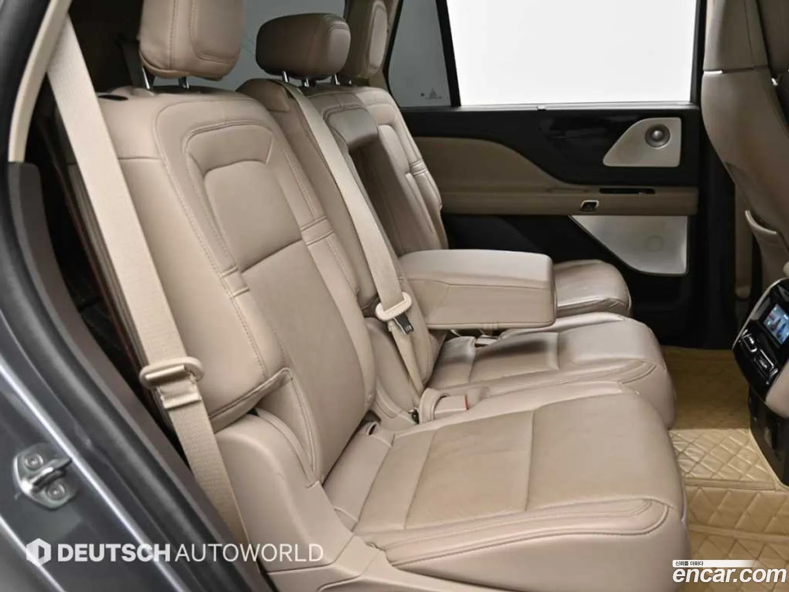 Lincoln Aviator 2021 — 13