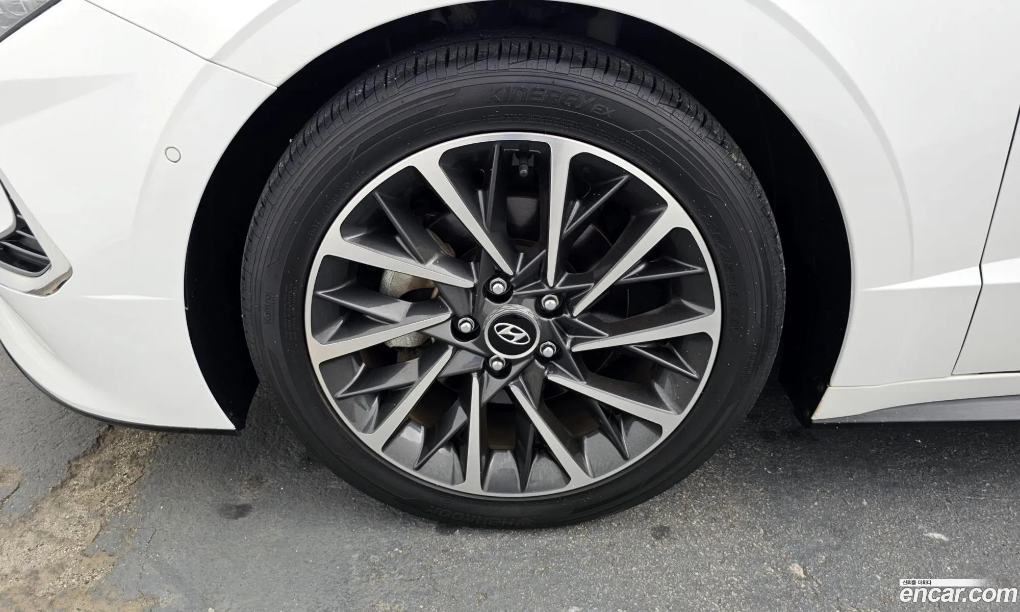Hyundai Sonata 2019 KMHL241EBLA021173 — 13