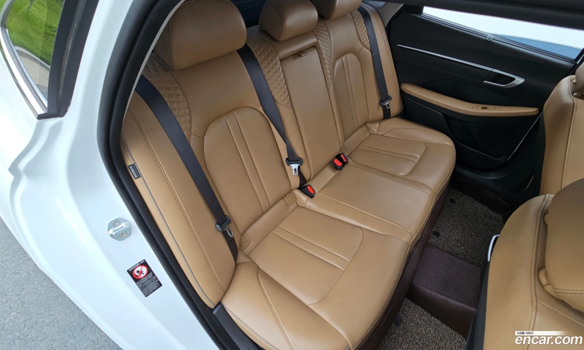 Hyundai Sonata 2019 KMHL241EBLA021173 — 16