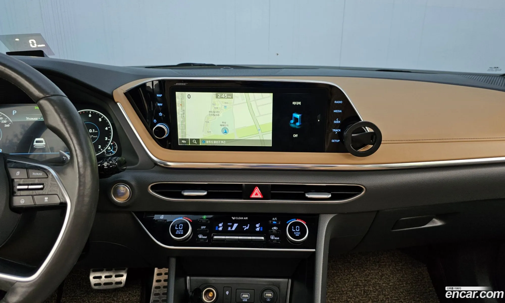 Hyundai Sonata 2019 KMHL241EBLA021173 — 26