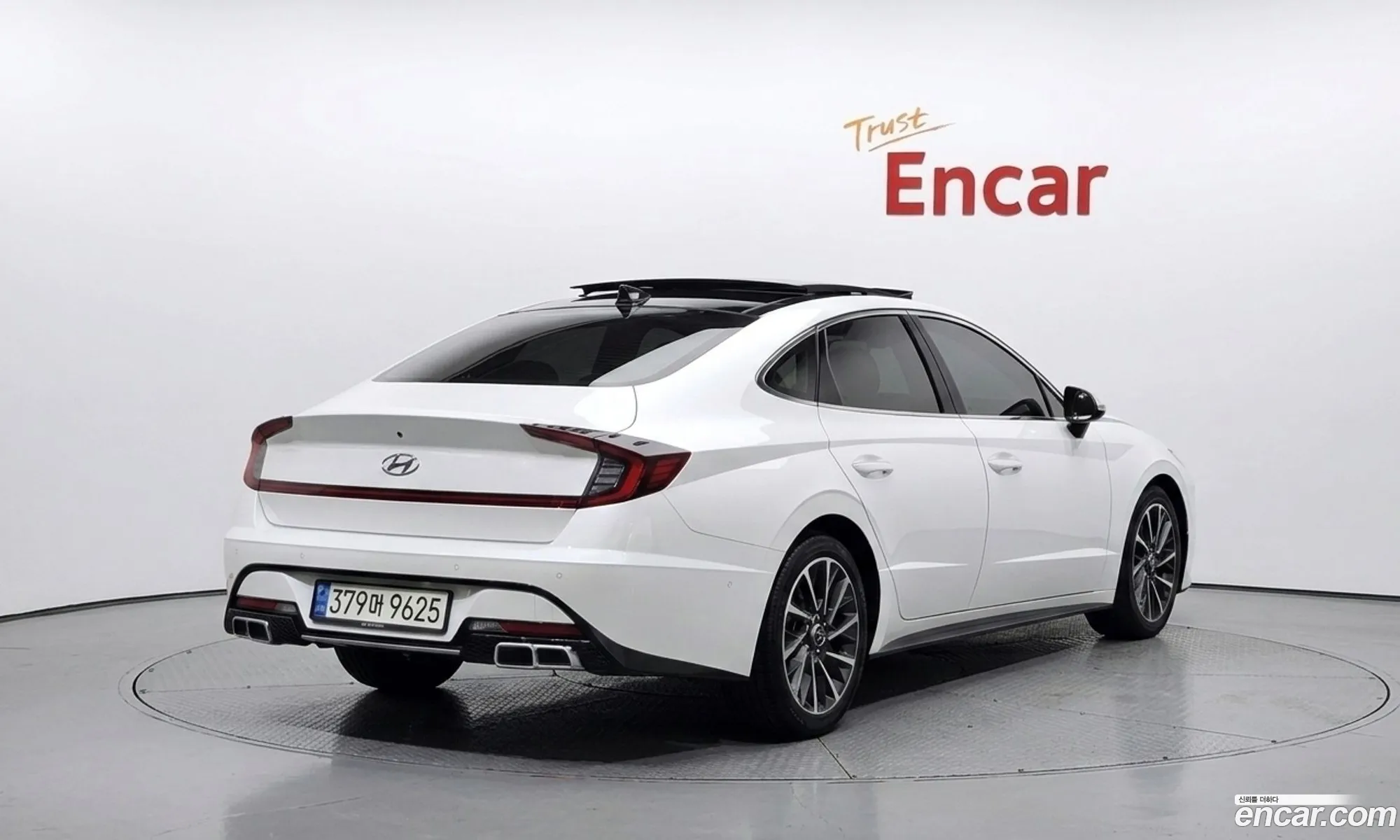 Hyundai Sonata 2019 KMHL241EBLA021173 — 15