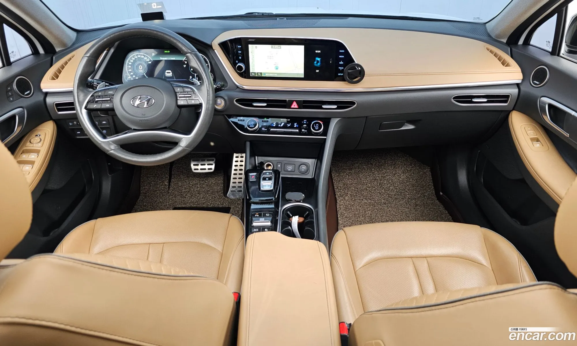 Hyundai Sonata 2019 KMHL241EBLA021173 — 19
