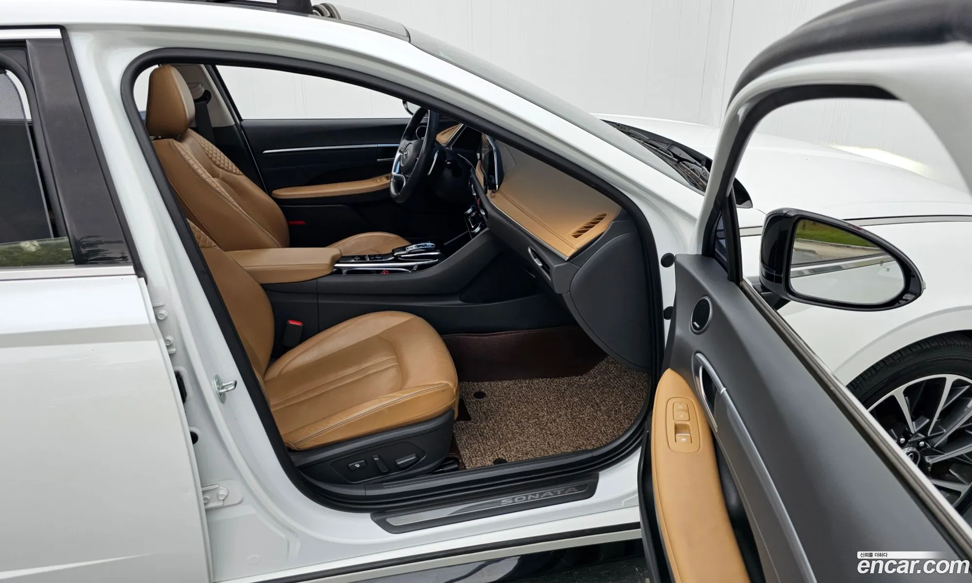 Hyundai Sonata 2019 KMHL241EBLA021173 — 28