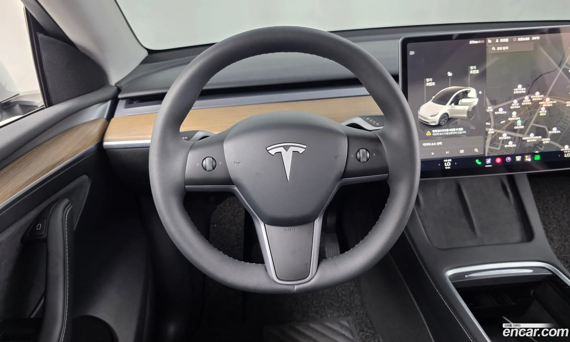 Tesla Model Y 2024 LRWYGCFS — 9
