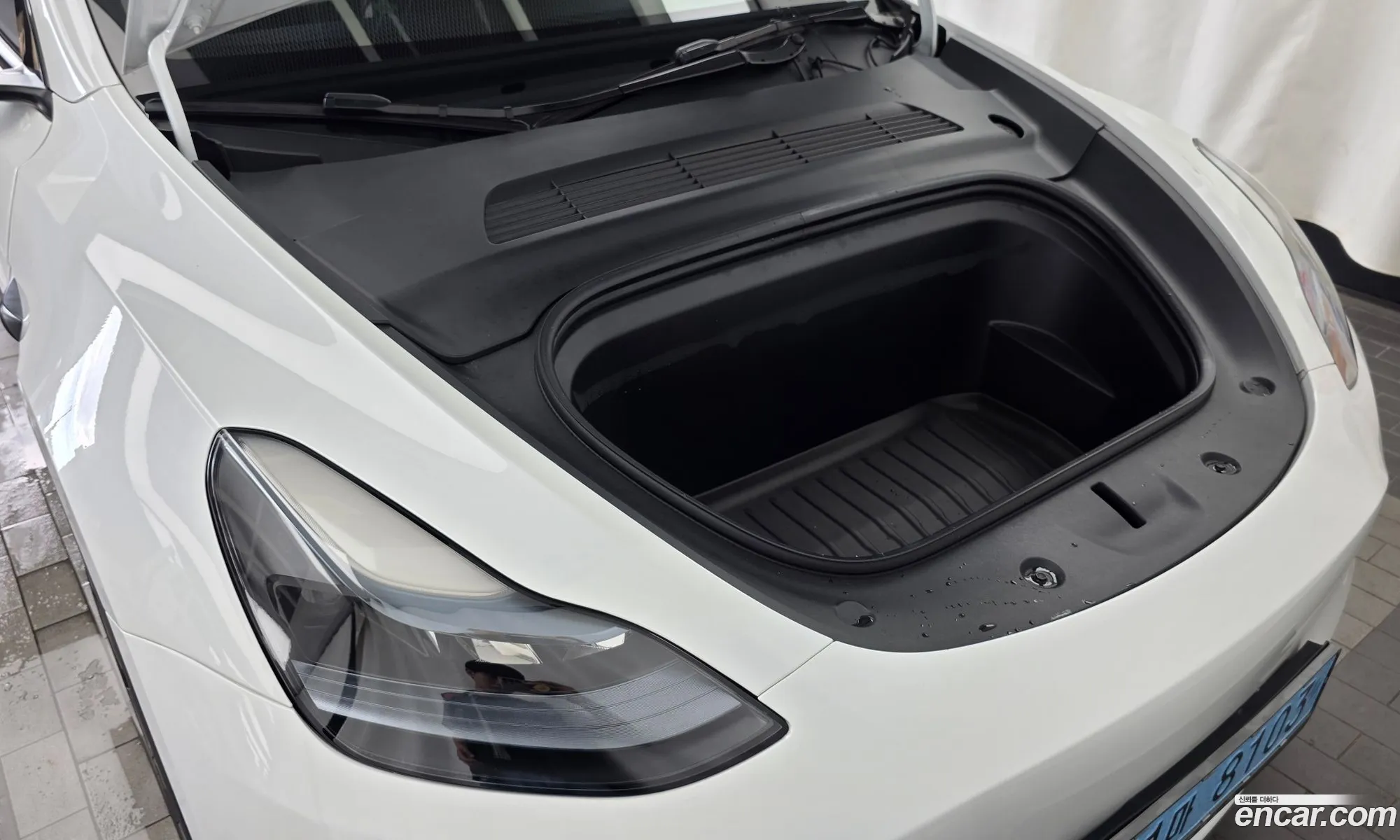Tesla Model Y 2024 LRWYGCFS — 8