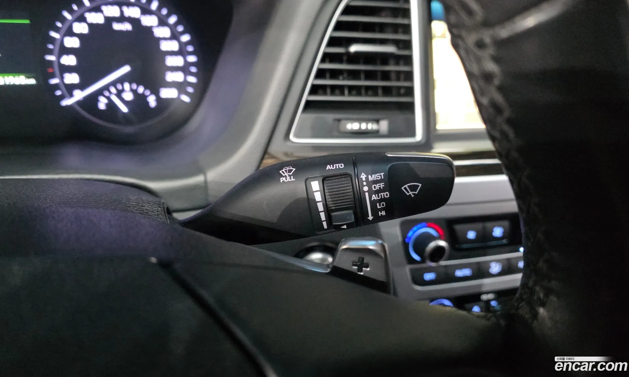 Genesis G80 2016 KMHGL41DBHU193610 — 8
