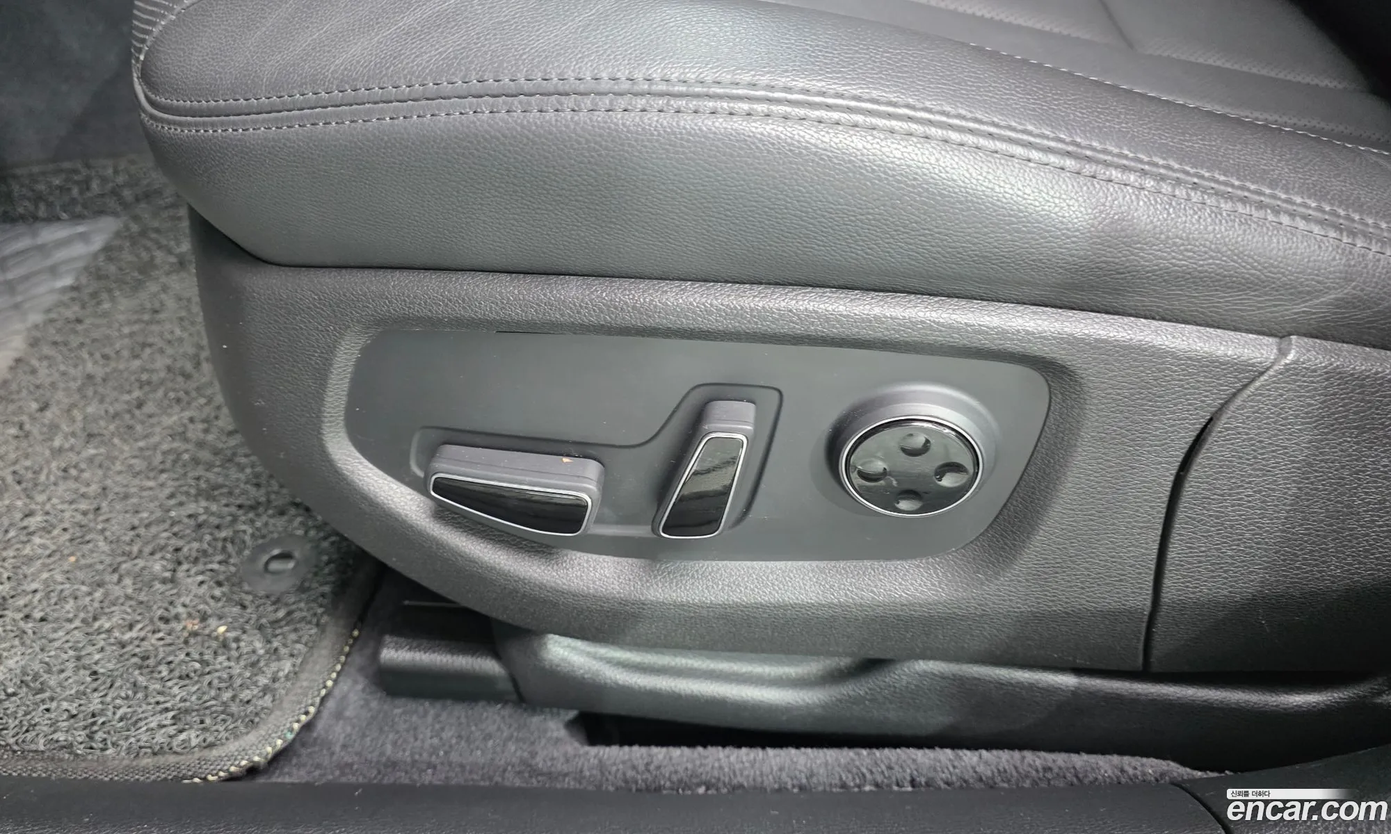 Genesis G80 2016 KMHGL41DBHU193610 — 20