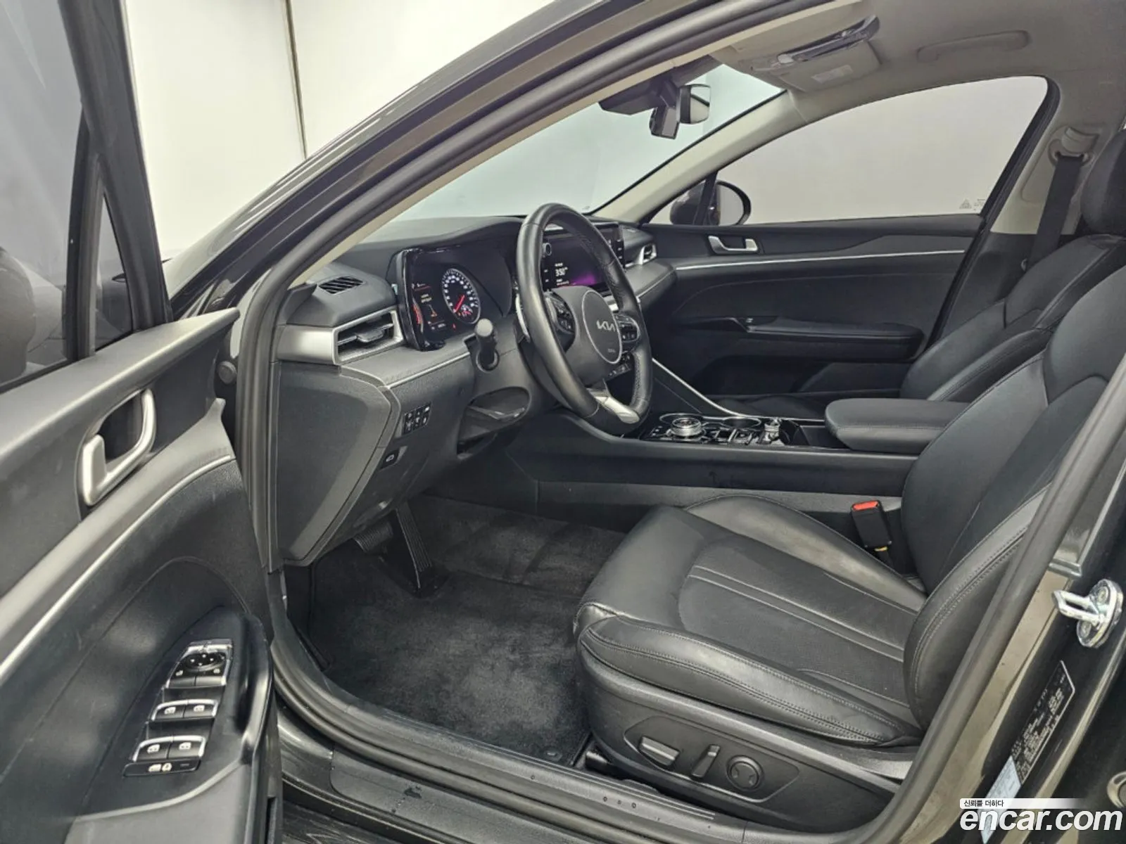 Kia K5 2022 — 14