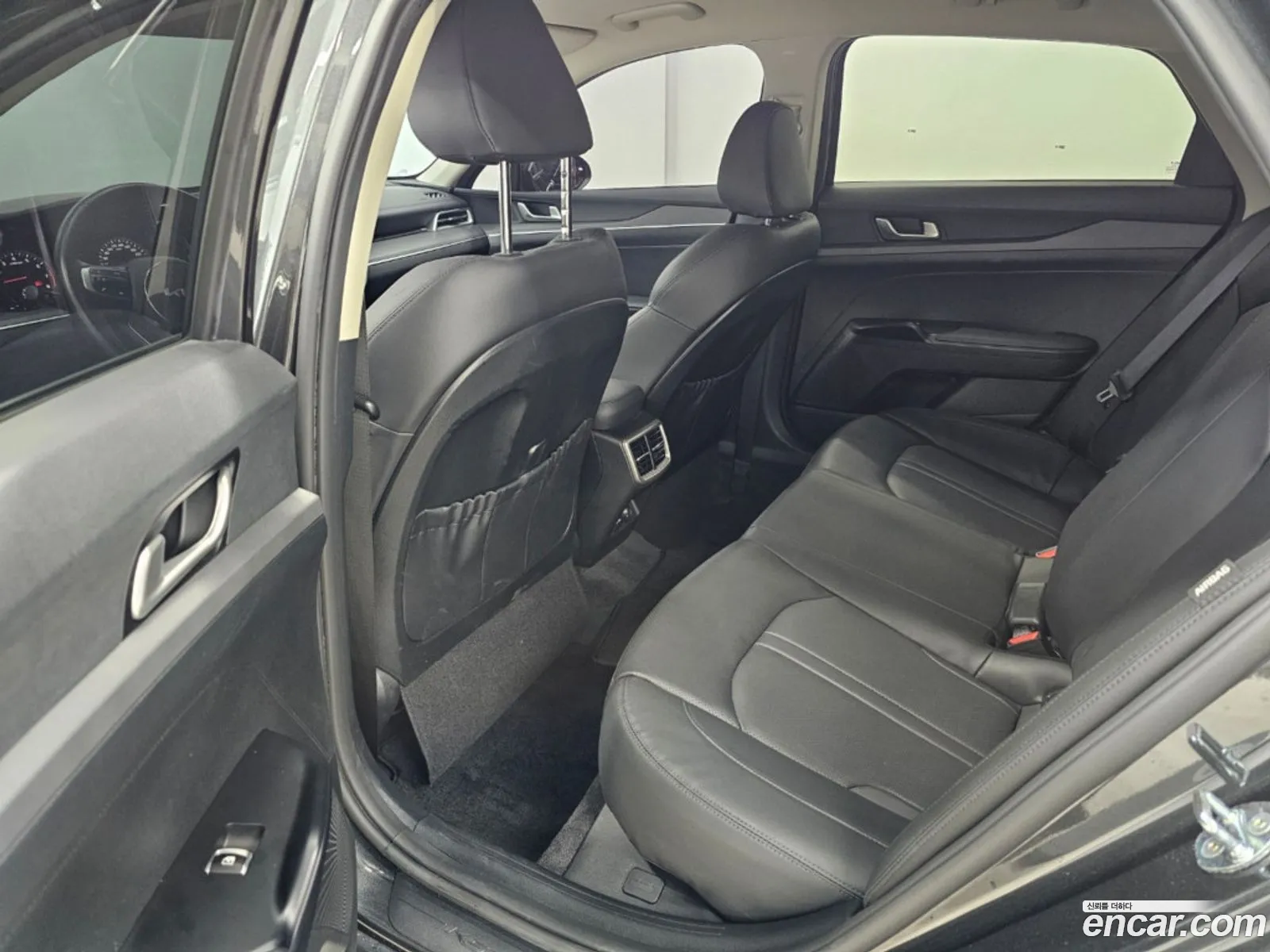 Kia K5 2022 — 12