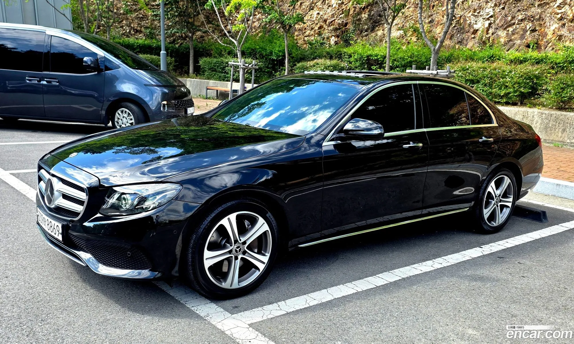 Mercedes-Benz E-Class W213 2017 — 11