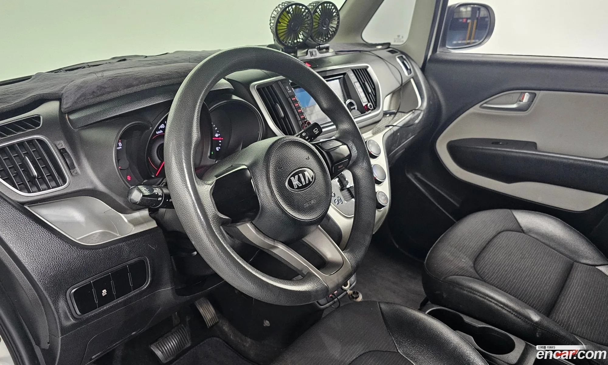 Kia Ray 2018 KNACF911BJT175837 — 12