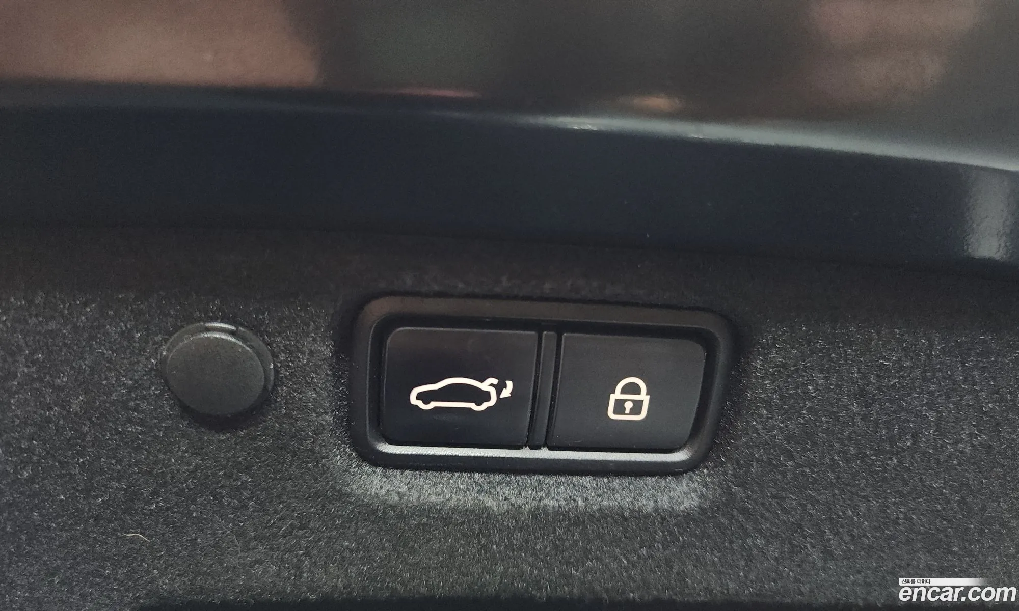 Kia K7 2017 KNALB415BHA088898 — 9