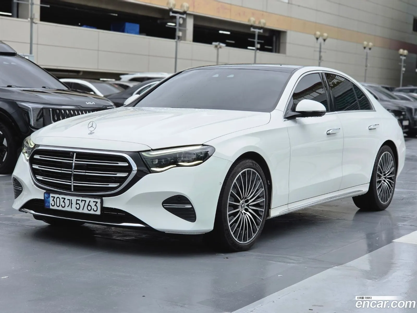 Mercedes-Benz E-Class W214 2024 — 4