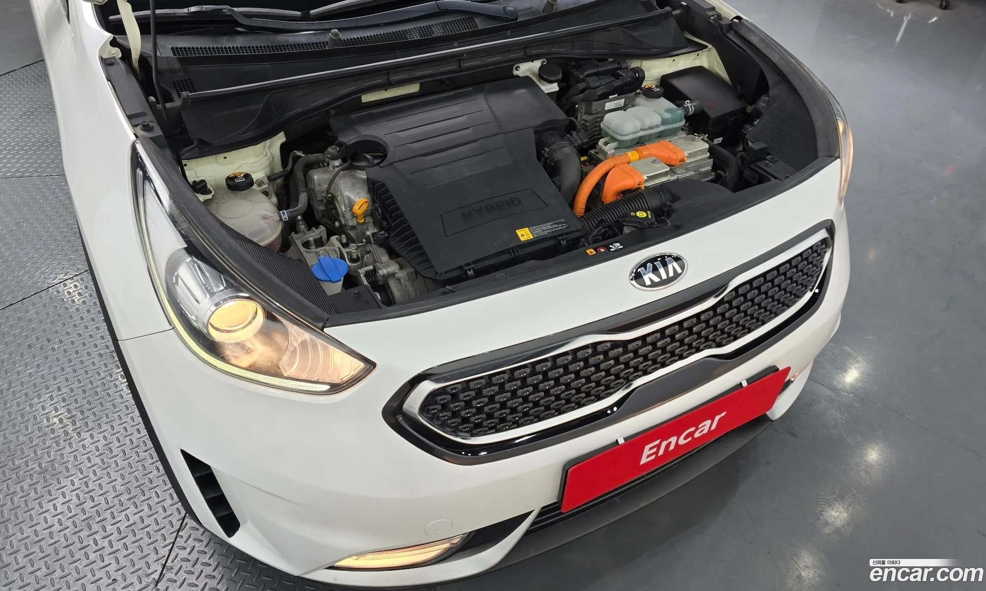 Kia Niro 2017 KNACB81CGJA148273 — 24