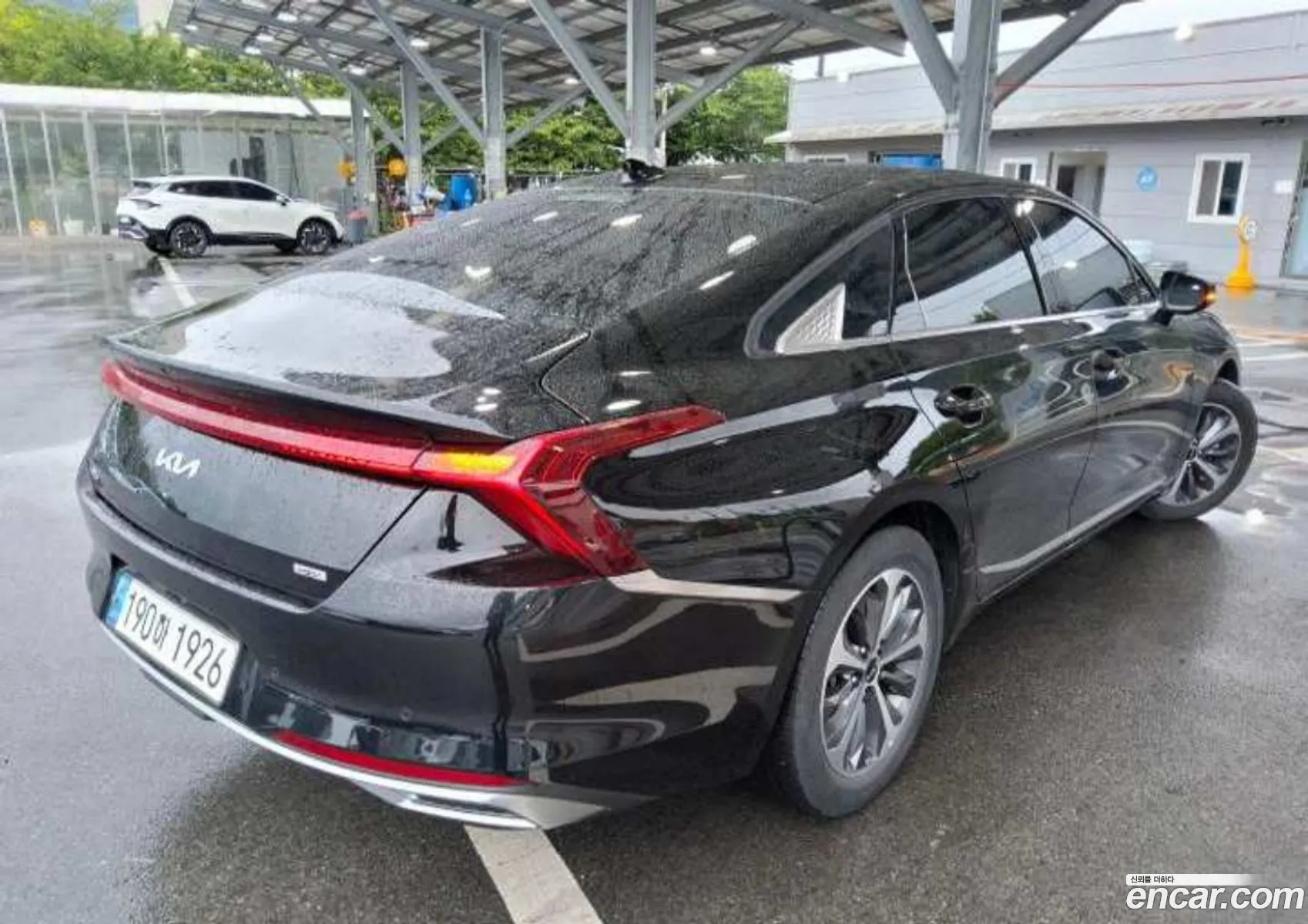Kia K8 Hybrid 2023 — 3