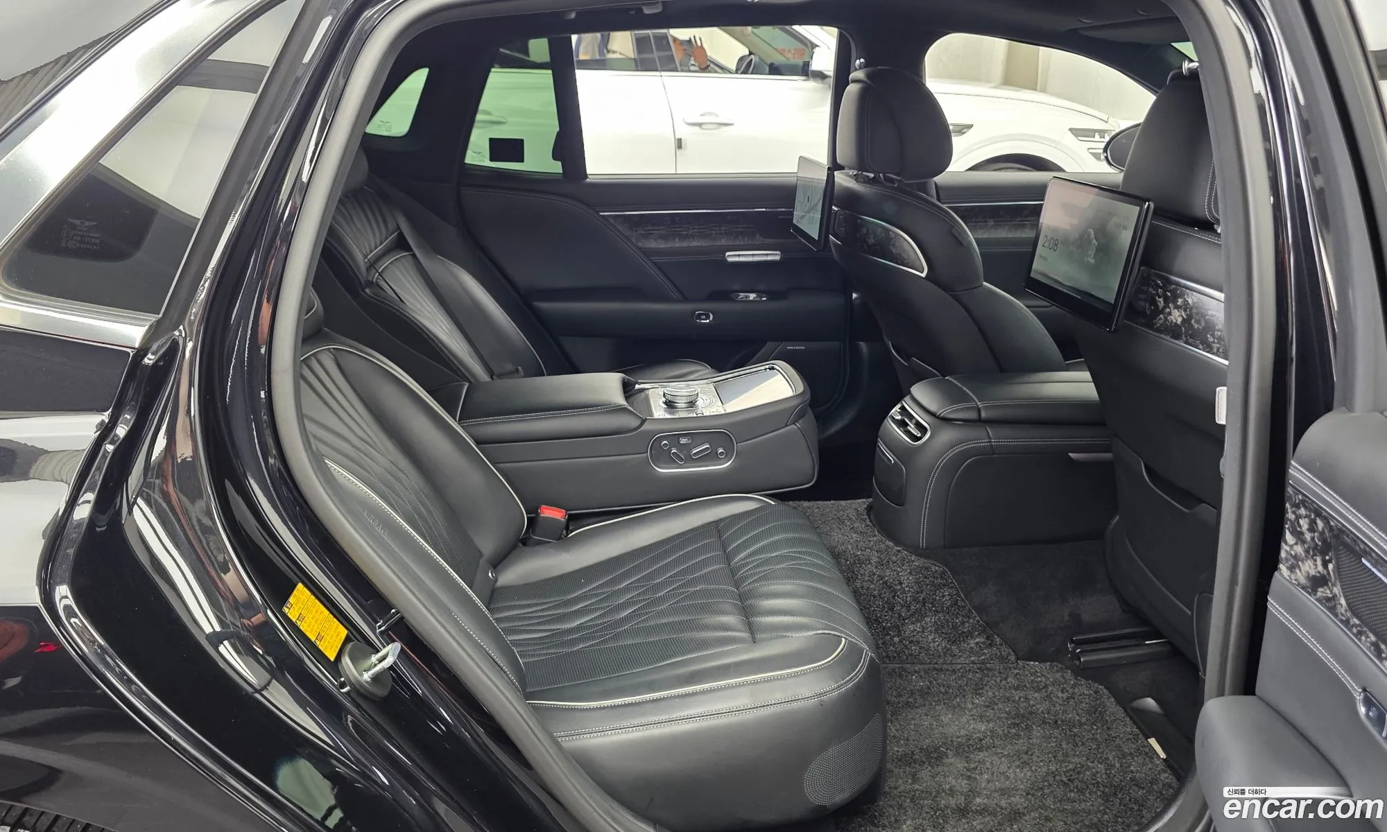 Genesis G90 2022 KMTFA41DDNU008354 — 13
