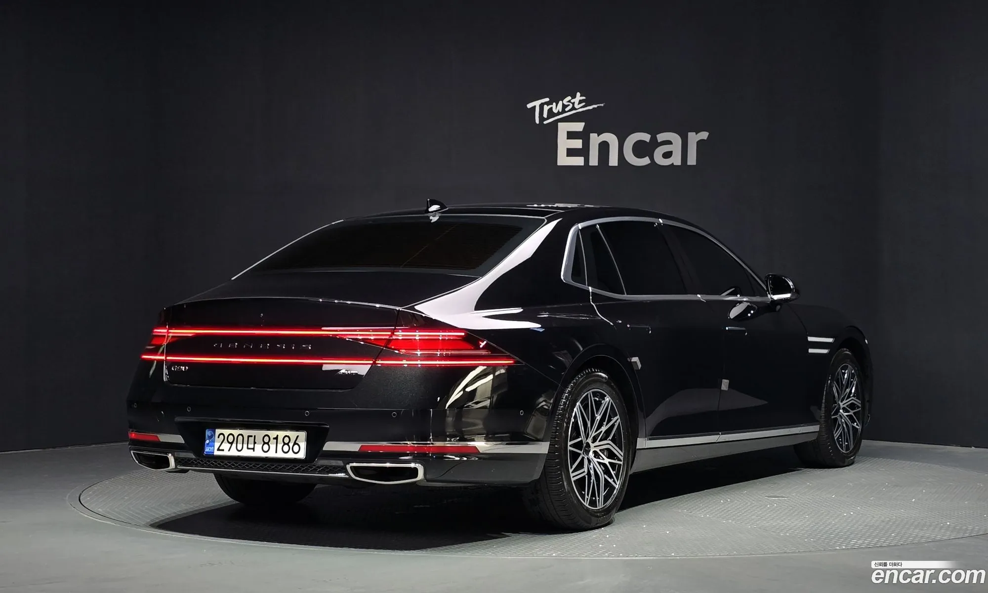 Genesis G90 2022 KMTFA41DDNU008354 — 5