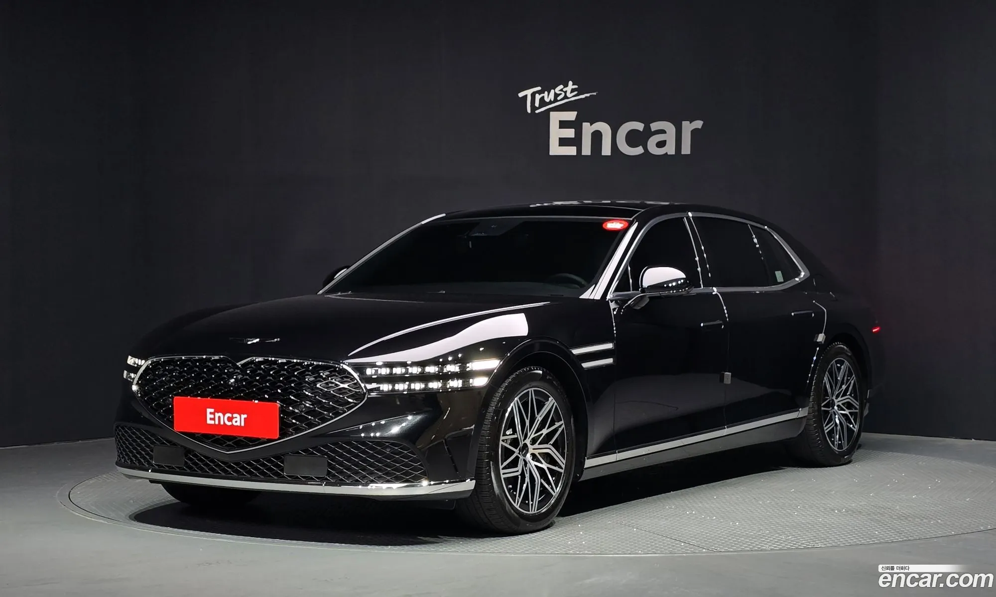 Genesis G90 2022 KMTFA41DDNU008354 — 12