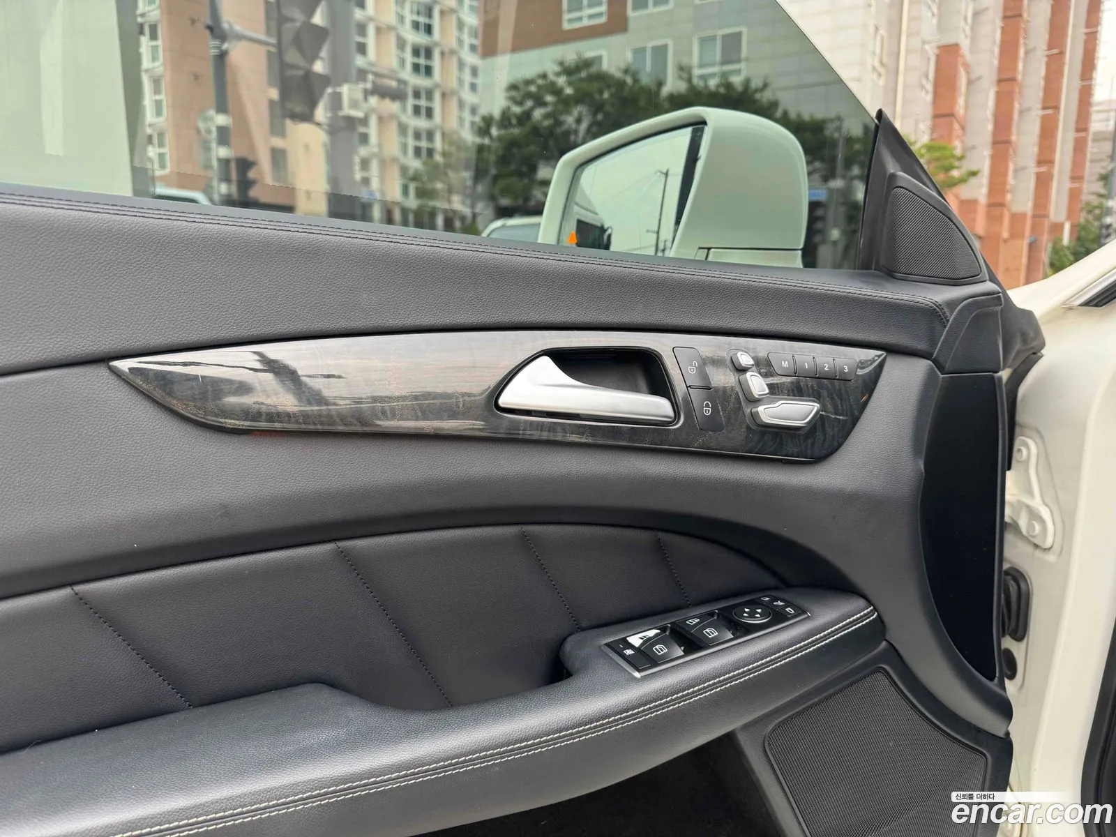 Mercedes-Benz CLS-Class W218 2015 — 3