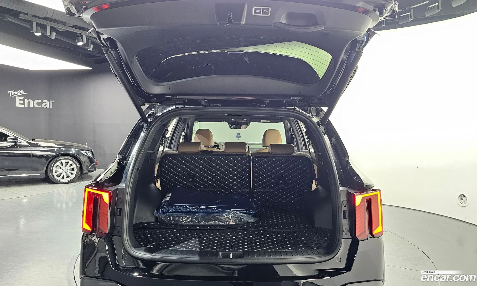 Kia Sorento 2025 — 28