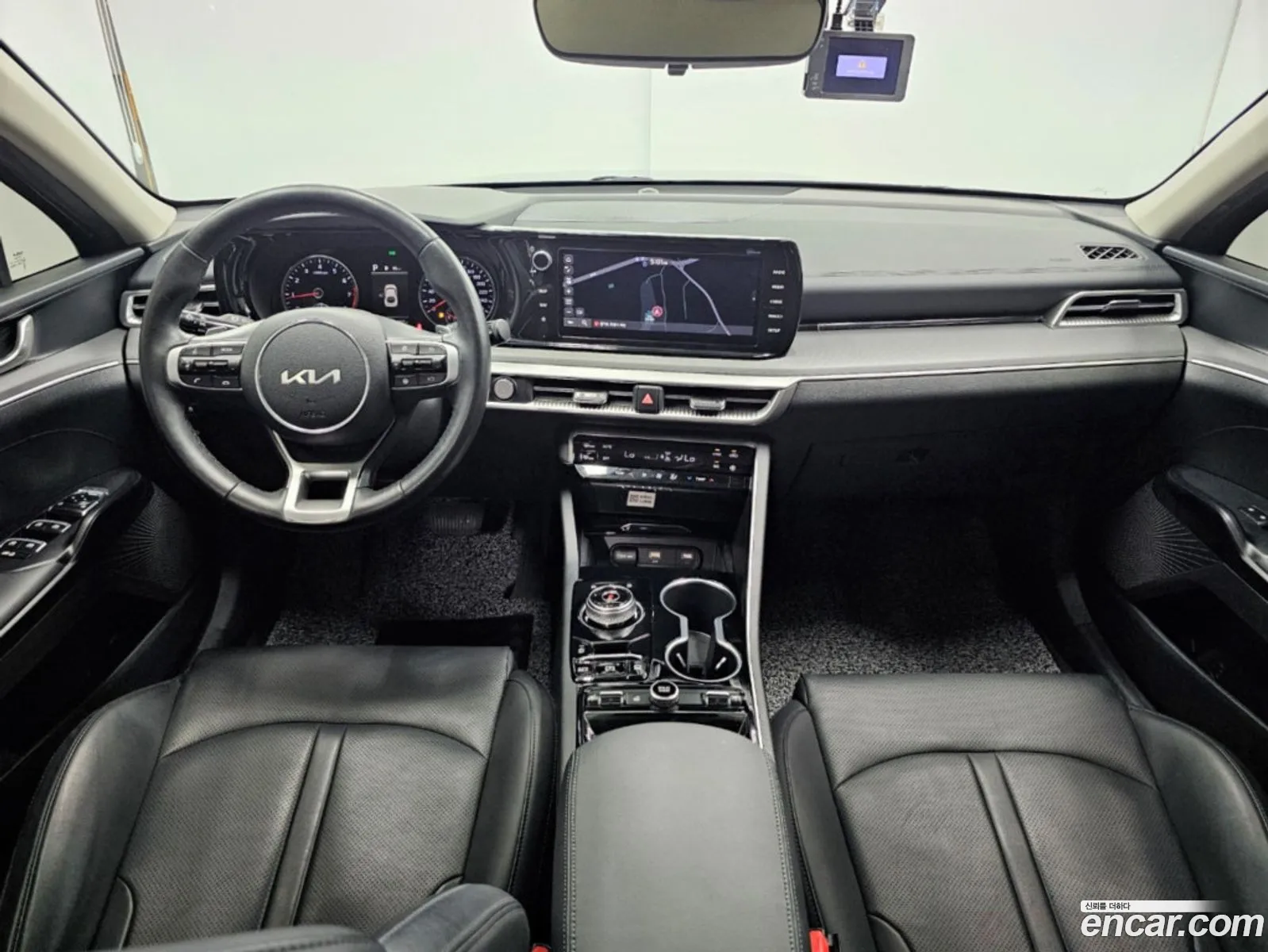 Kia K5 2022 — 10