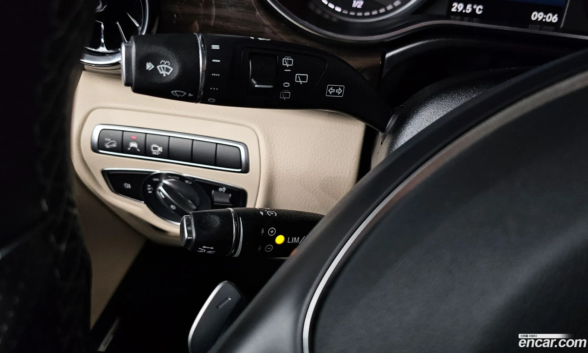 Mercedes-Benz V-Class 2023 KL90F4ABDPZD5R026 — 19