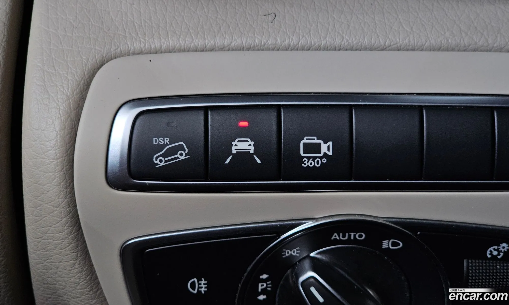 Mercedes-Benz V-Class 2023 KL90F4ABDPZD5R026 — 23