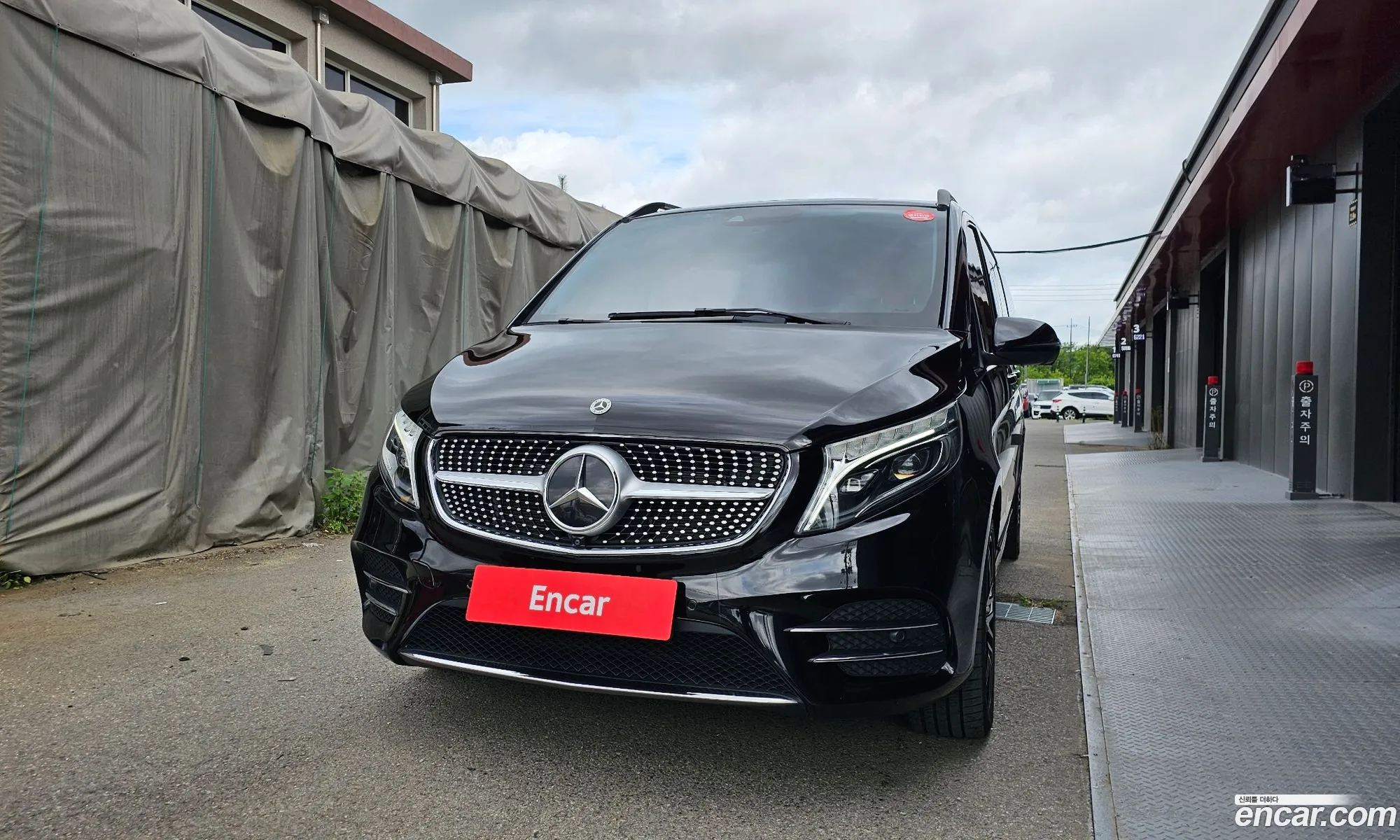 Mercedes-Benz V-Class 2023 KL90F4ABDPZD5R026 — 31